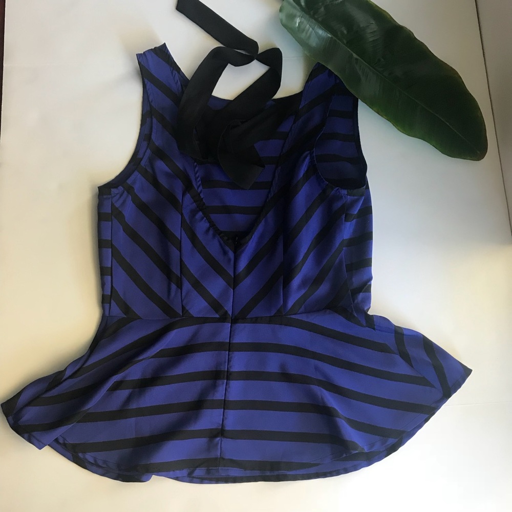 Black and blue striped scoop neck - Picture 3 of 4